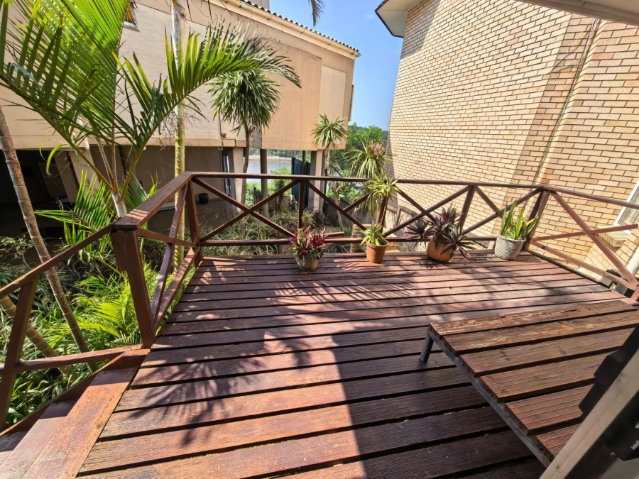 3 Bedroom Property for Sale in Bonza Bay Eastern Cape